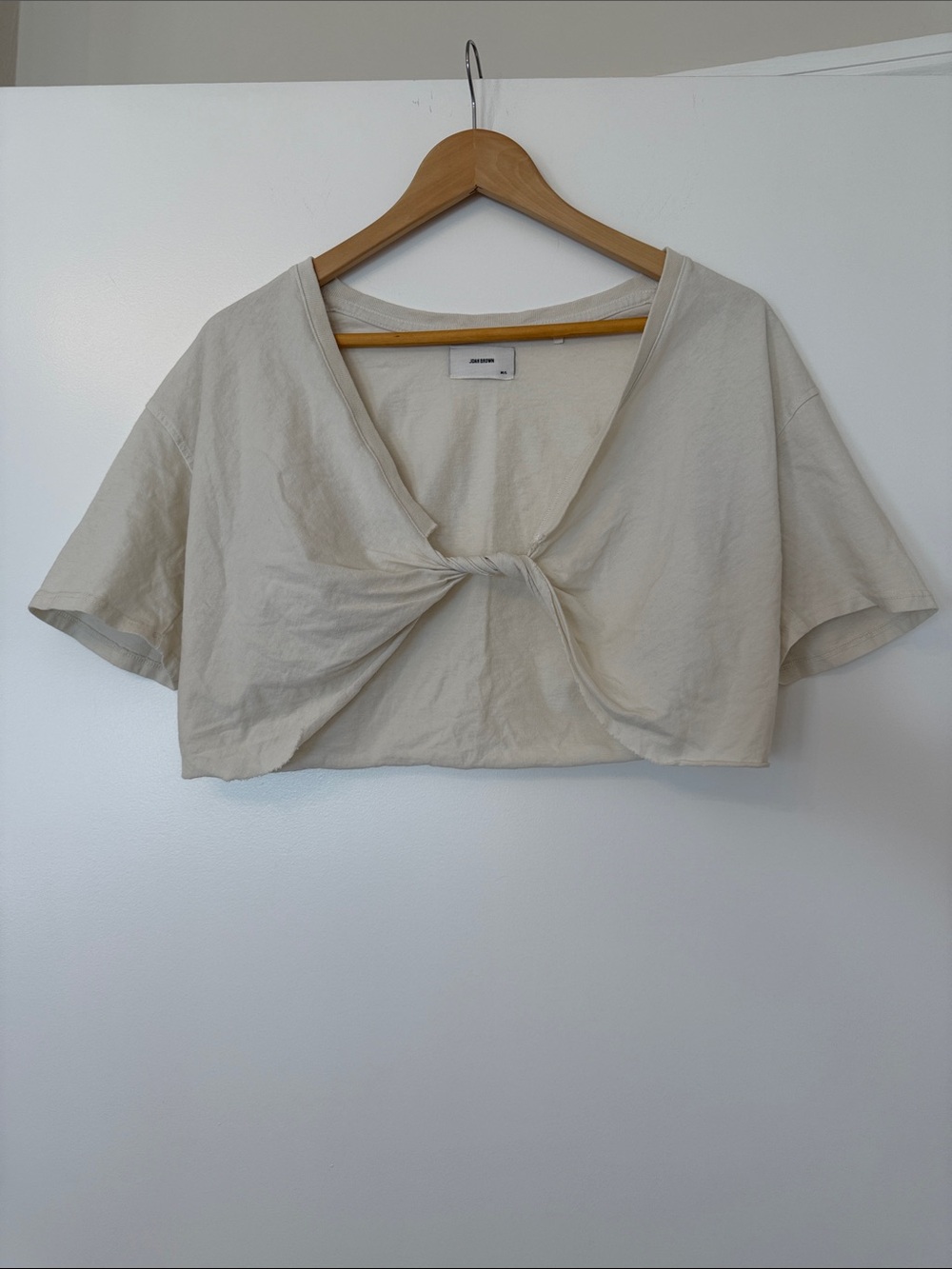 Joah Brown Twist Tee in Fog Ecru Bone Top Medium Large 100% Cotton NWOT - Picture 2 of 6